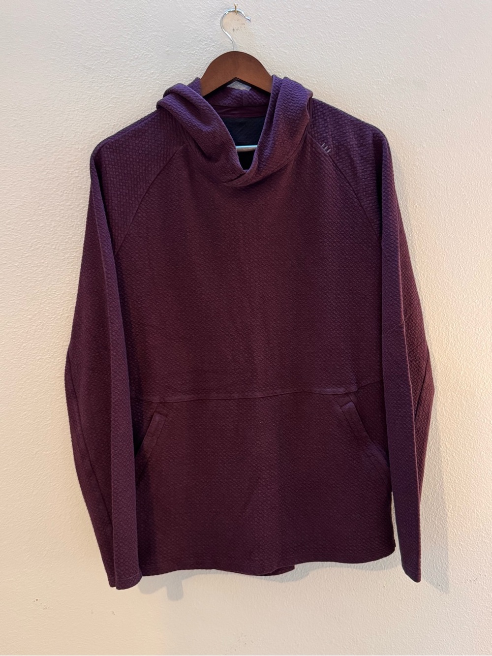 lululemon athletica Men's Crewneck Hoodie - Plum